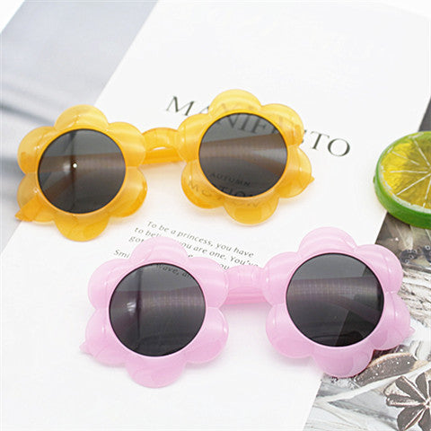 Dame solbrille i leken blomsterdesign Skanto