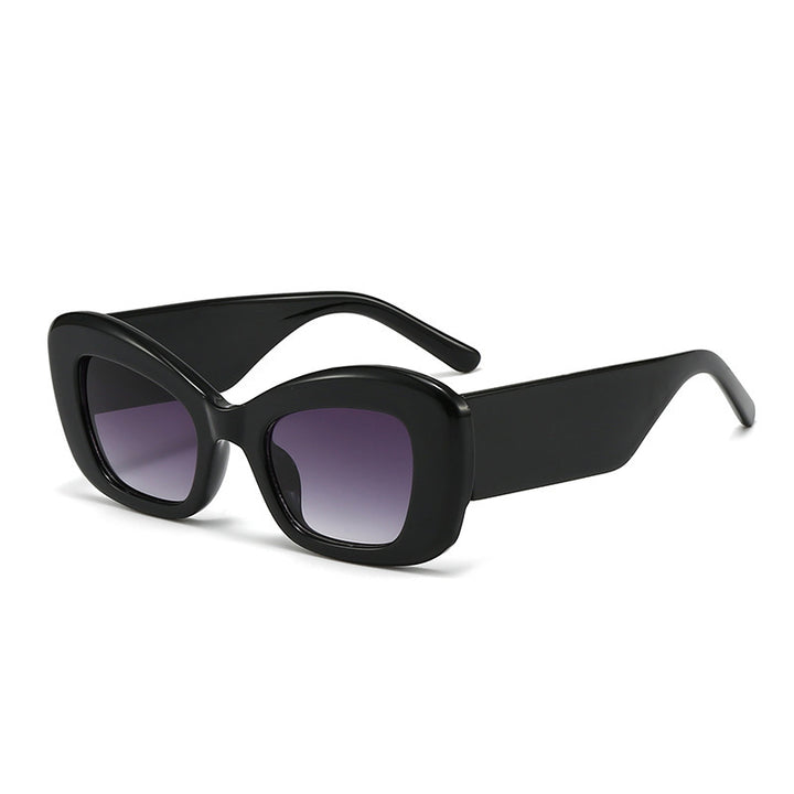 Dame Moderne oversized solbriller i moderne design Skanto
