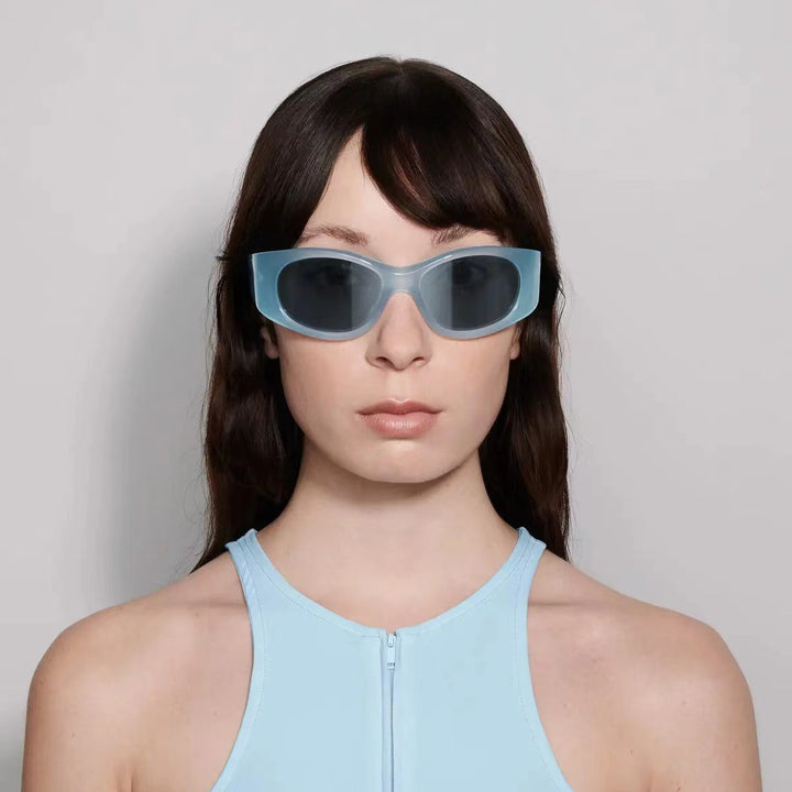 Dame moteriktig solbrille med høyverdig, ergonomisk design Skanto