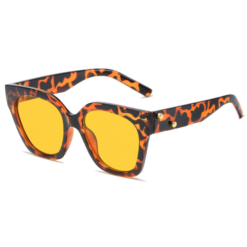Damer ekstravagant utformet solbrille Skanto