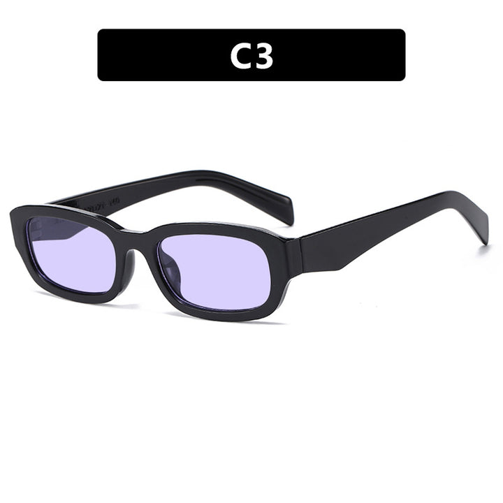 Dame moteriktig solbrille med stilfull, rektangulær ramme Skanto