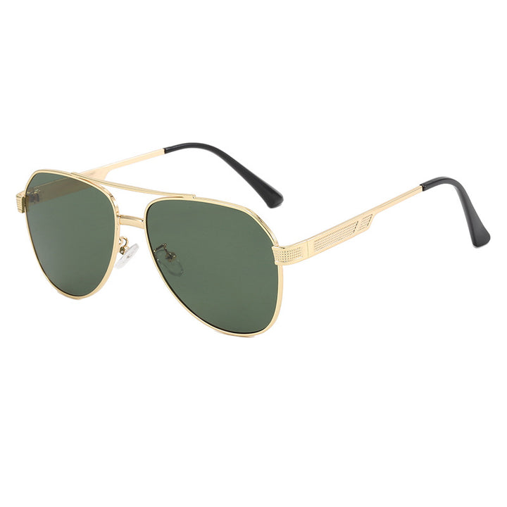 Dame elegant aviator-solbriller med robust metallramme og UV-beskyttelse Skanto