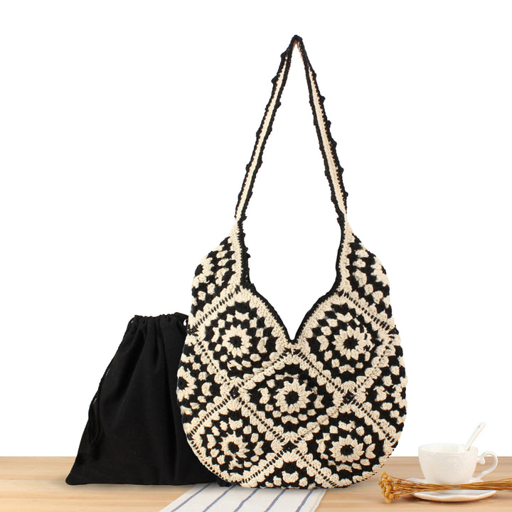Handbag in modern crochet pattern Skanto