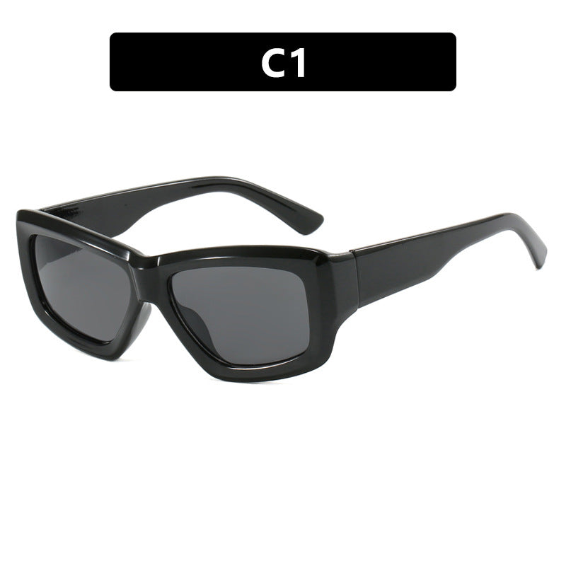 Dame trendy firkantet solbrille med gjennomsiktig ramme og komfortable linser Skanto