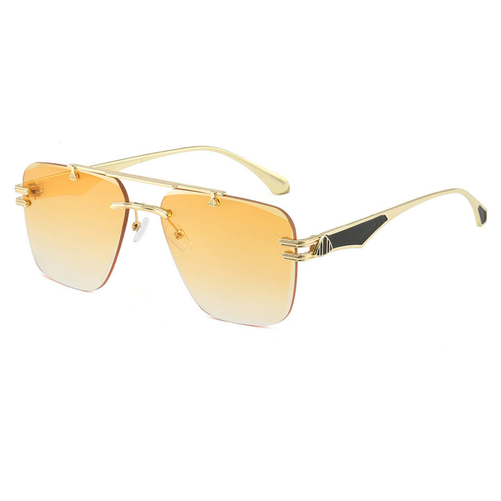 Dame Designer-solbrille i ekstravagant ramme Skanto