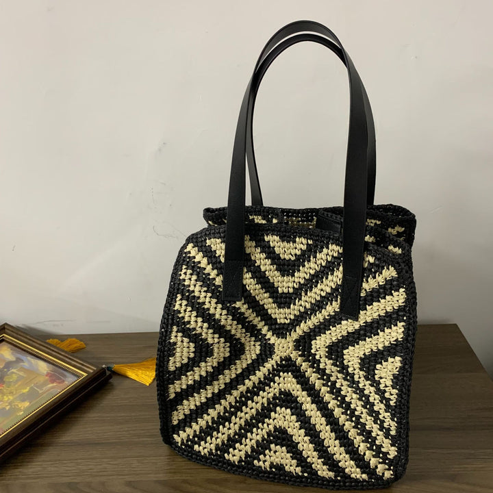 Designer Korbtasje med Grafisk Mønster Skanto