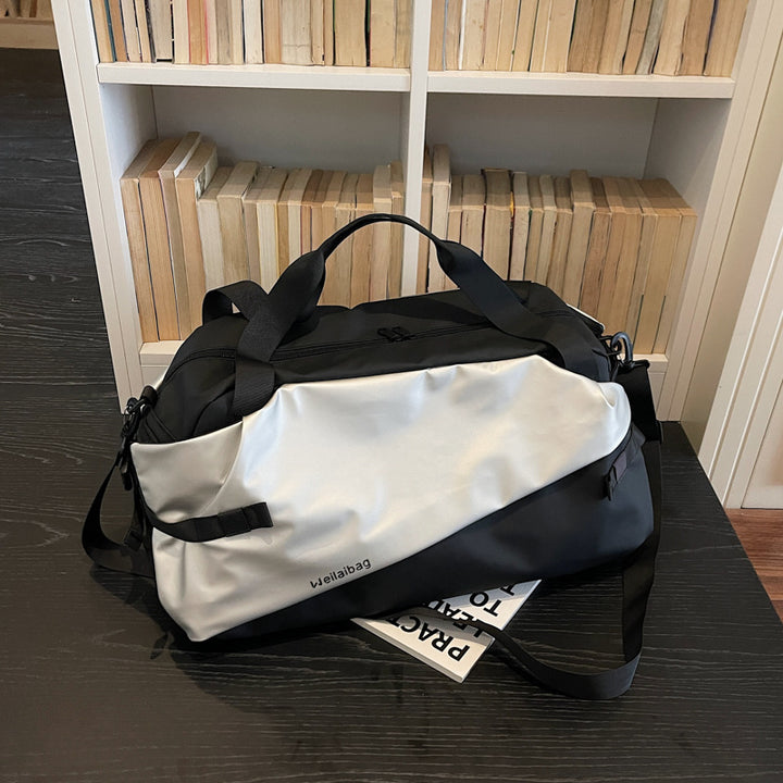 Multifunksjonell sportbag med vannavvisende design Skanto