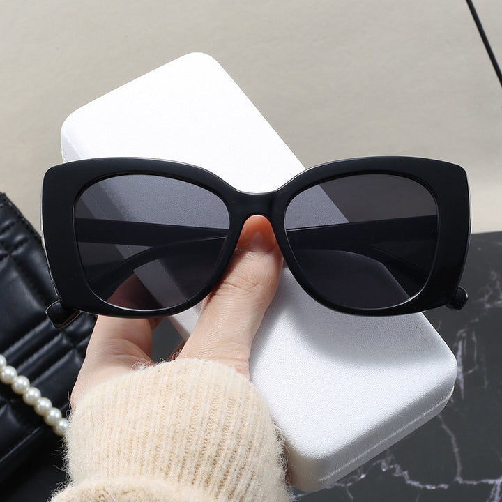 Dame Oversized-solbriller med elegant design Skanto