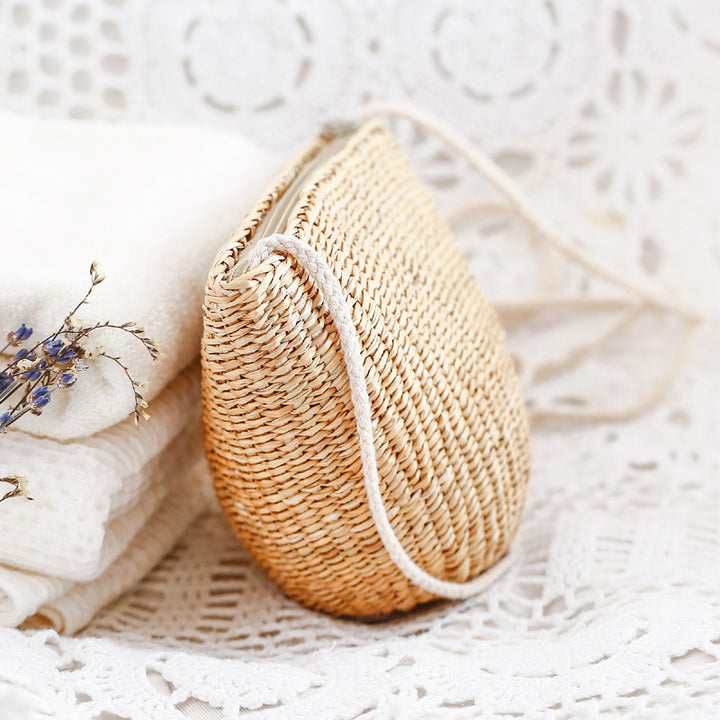 Modern Shell-Shaped Handbag Skanto