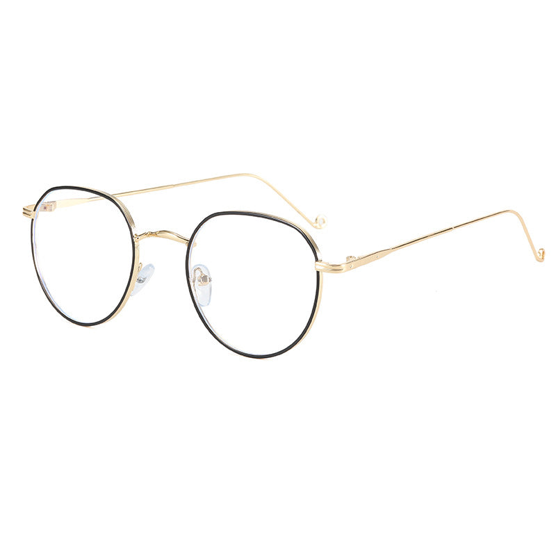 Dame moteriktig brille med elegant oval rammeform Skanto