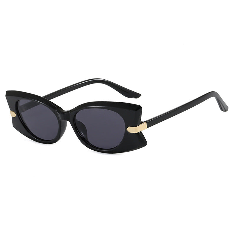 Dame Cat-Eye Solbrille med stilfull metalldetalj og UV-beskyttelse Skanto