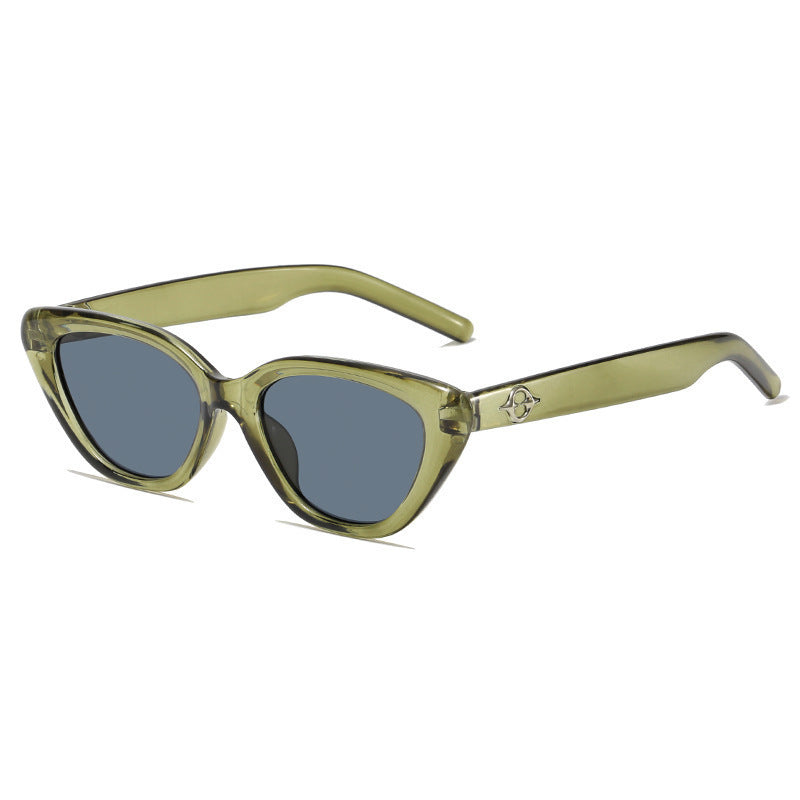 Dame Cat-Eye solbriller med UV-beskyttelse og robust ramme Skanto