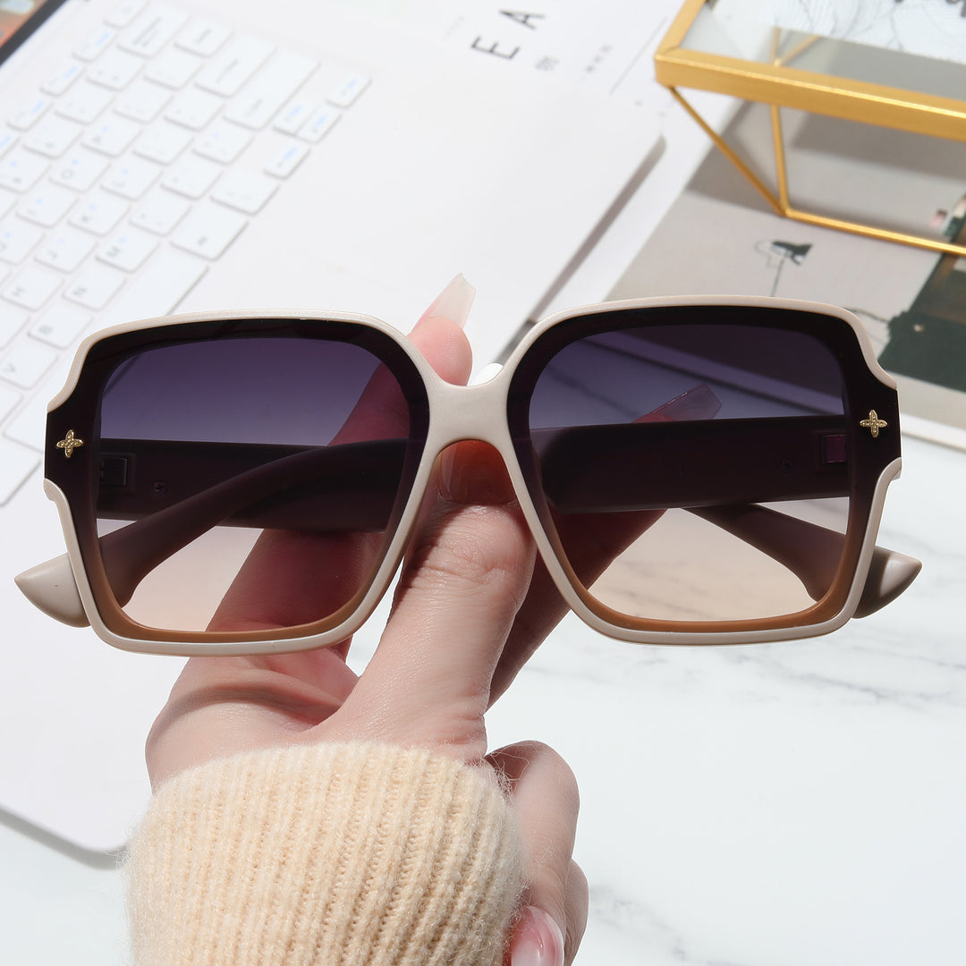 Dame firkantet oversized solbrille med moderne design Skanto