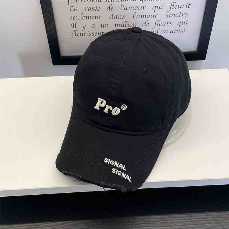 Kvinnenes Casual Slitt Brodert Baseball Caps Skanto