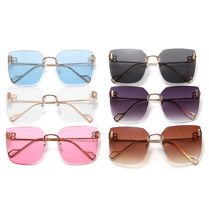 Dame elegant firkantet solbrille med gullfarget metalramme Skanto