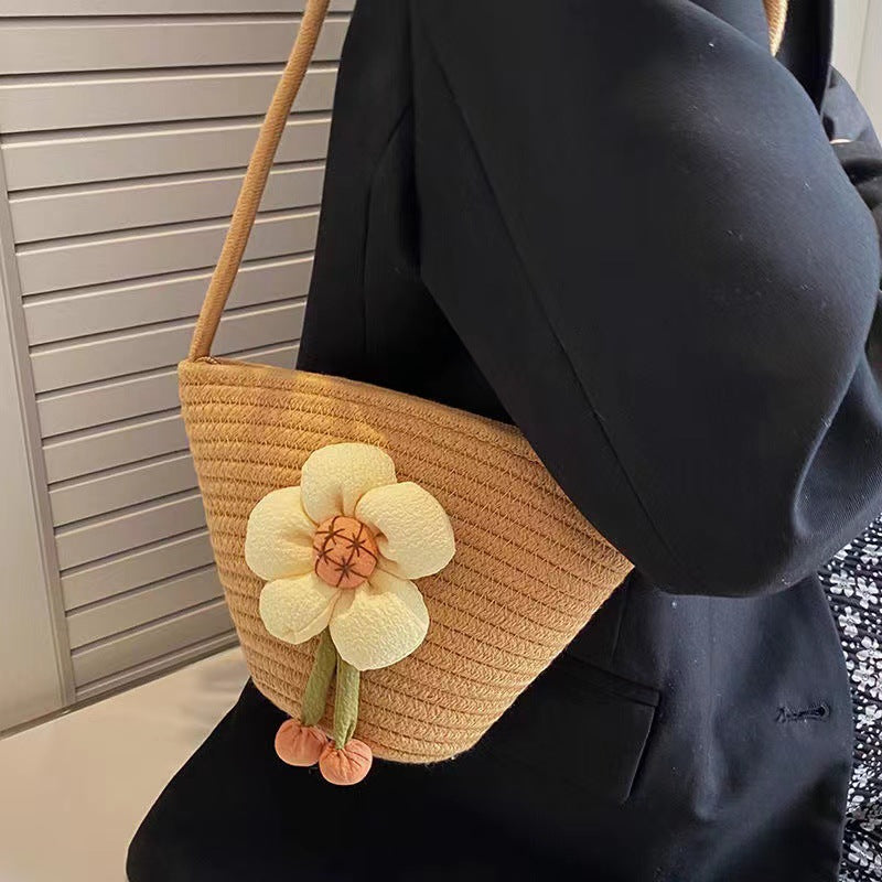 Blomsterdekorert skulderveske Skanto