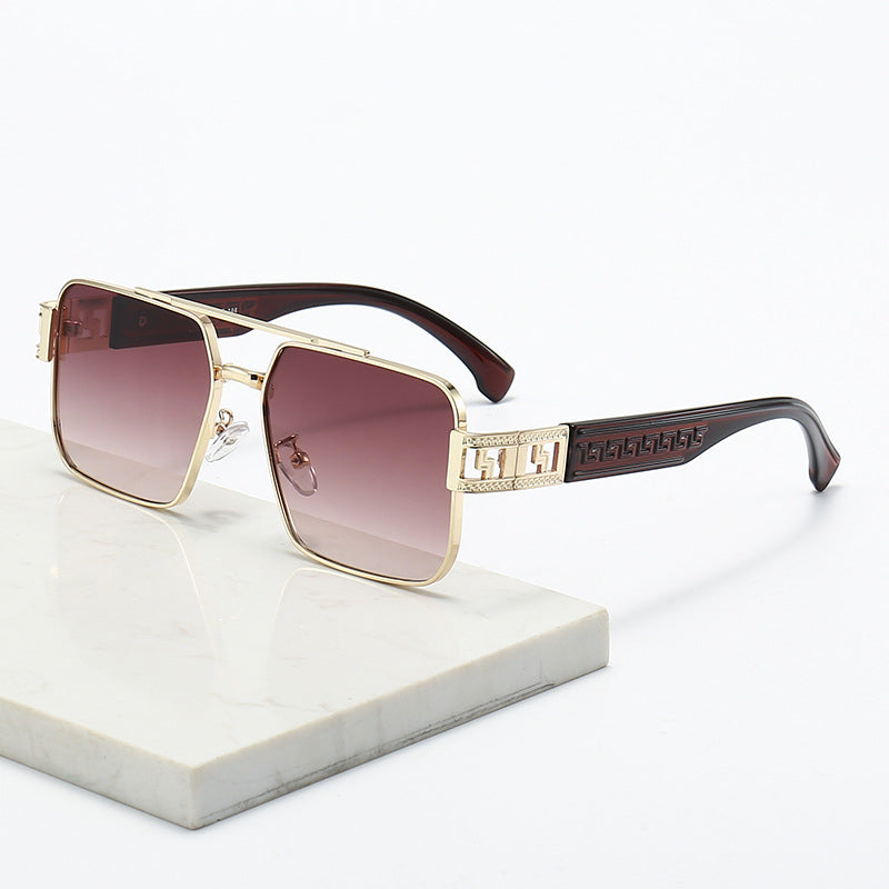 Dame kvadratisk solbrille med ergonomisk ramme og UV-beskyttelse Skanto