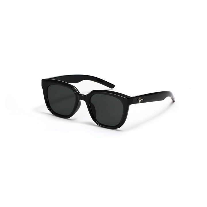 Dame Cat-Eye solbriller med moderne design Skanto