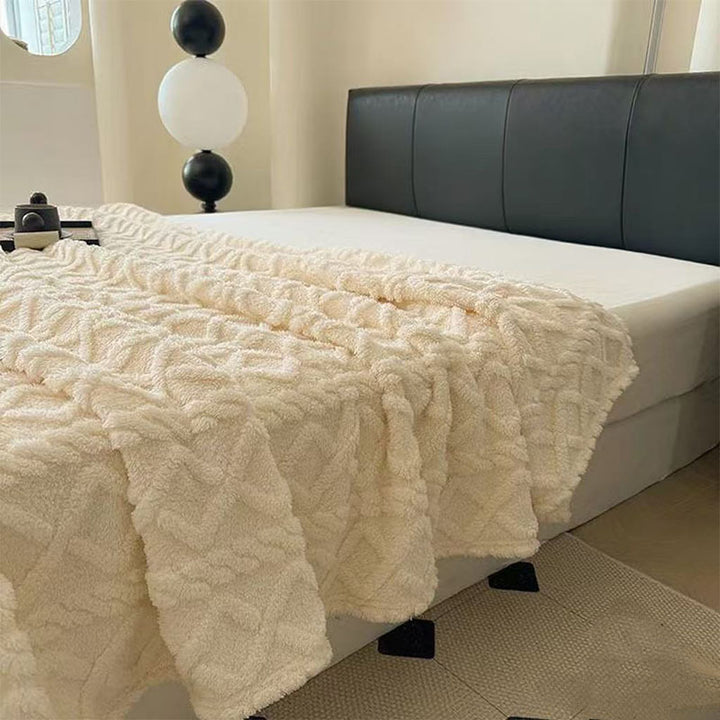 Damer Plysj Sengeteppe med strukturert design Skanto