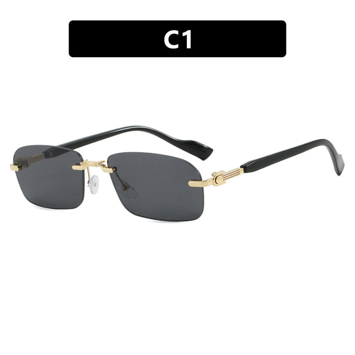 Dame solbrille med elegant metallramme og stilige tre detaljer Skanto