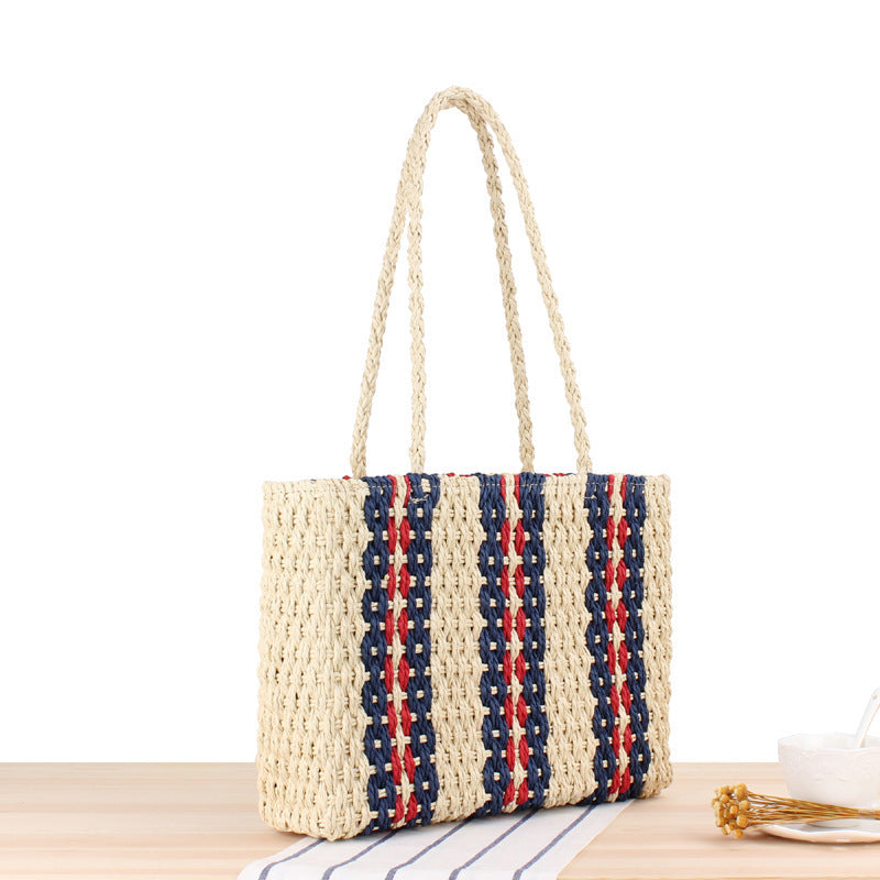 Strandveske i moderne design med dekorative striper Skanto