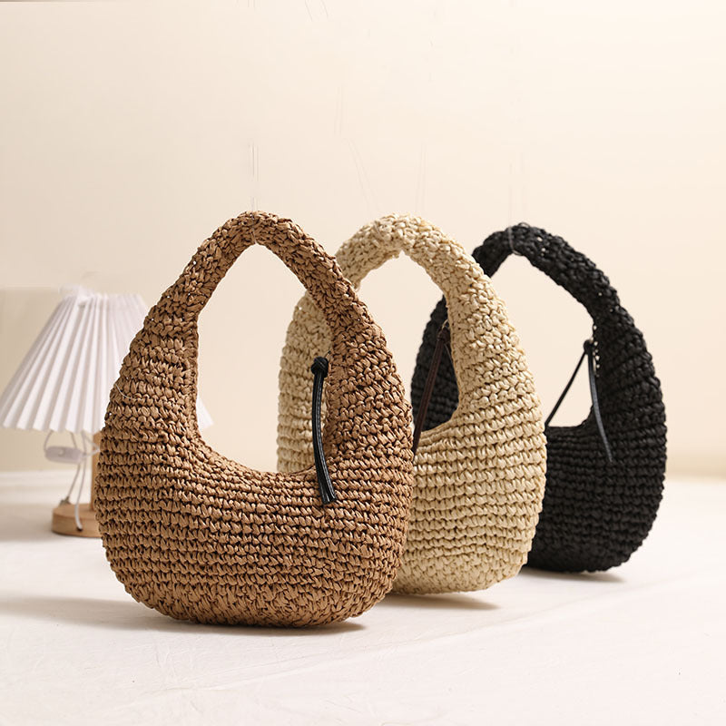 Håndlaget kurvveske i moderne hobo-stil Skanto