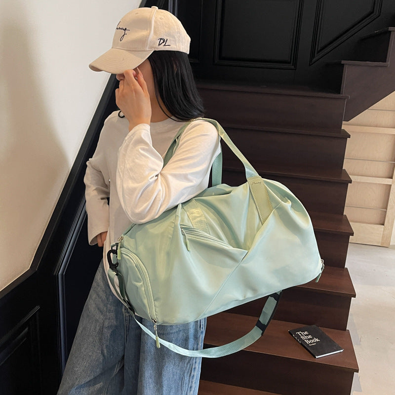Elegant Sport-Duffle-Bag med multifunksjonelle lommer Skanto