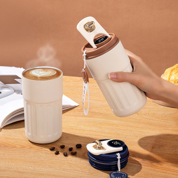 Damen Isolierter Kaffee Becher mit praktischem Klappverschluss Skanto