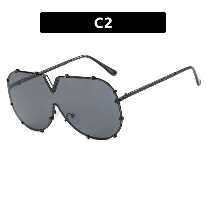 Dame oversized vernebrille i futuristisk design Skanto