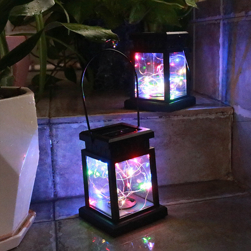 Rustikk Henge Solar Lantern Med Flammende LED Lys Og Vanntette Glasspaneler Skanto