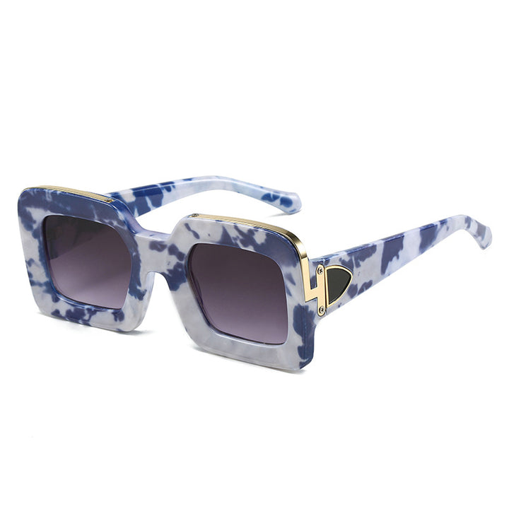 Dame kvadratisk solbrille med luksuriøs design og gyldne accenter Skanto