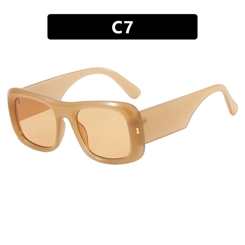 Dame oversized kvadratisk solbrille med bred ramme og polariserte linser Skanto