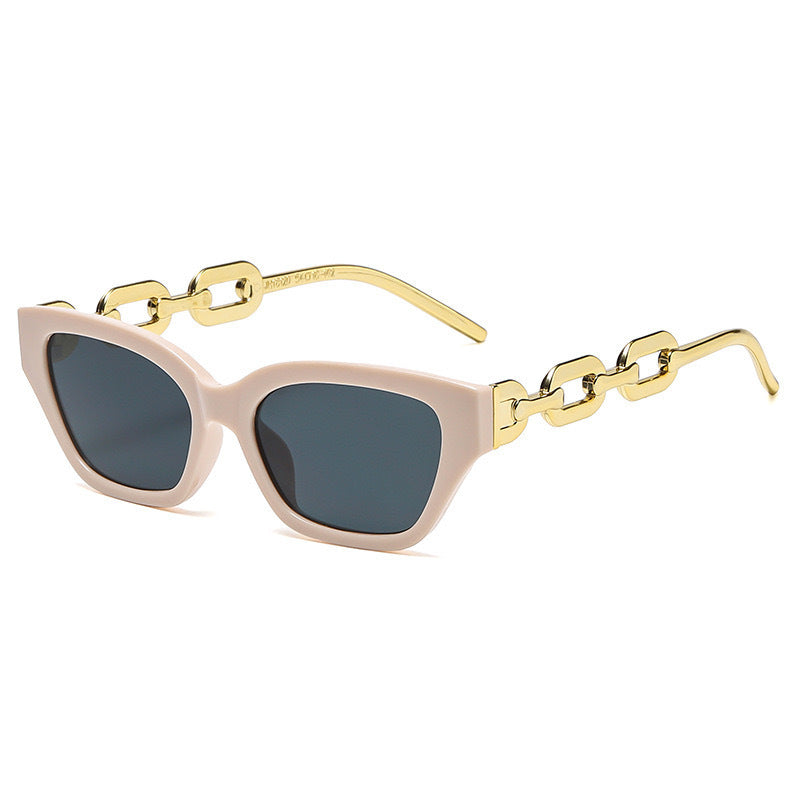 Dame solbrille med unikt kjededesign Skanto