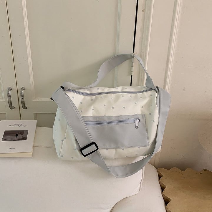 Sporty crossbody bag with practical storage pockets Skanto