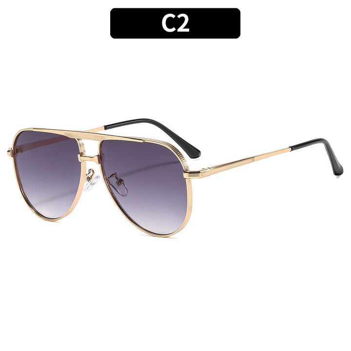 Dame modische Aviator-solbrille med elegant metallramme og UV400-beskyttelse Skanto