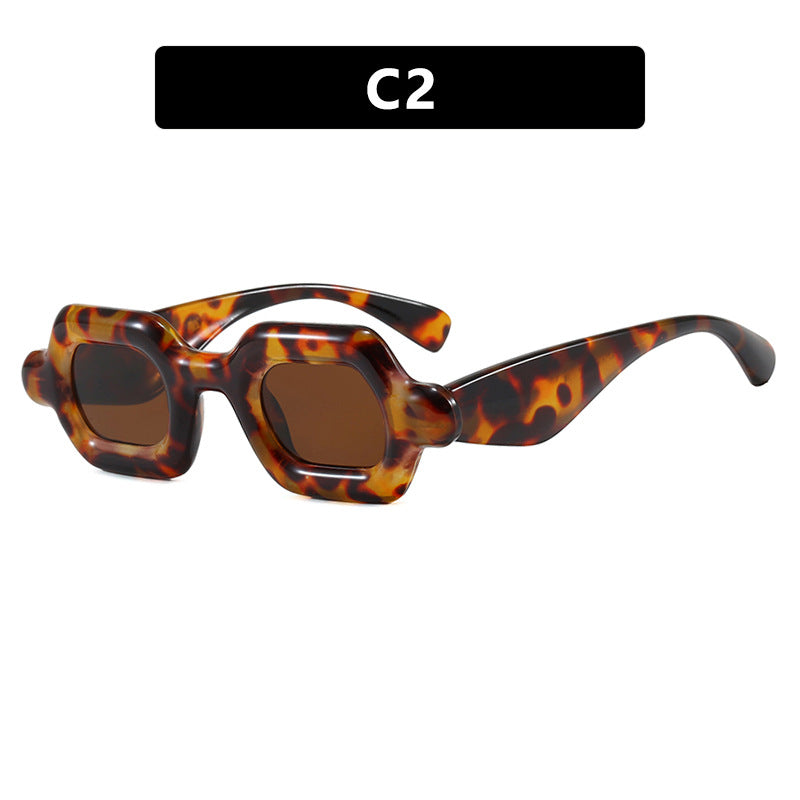 Dame formet solbrille Skanto