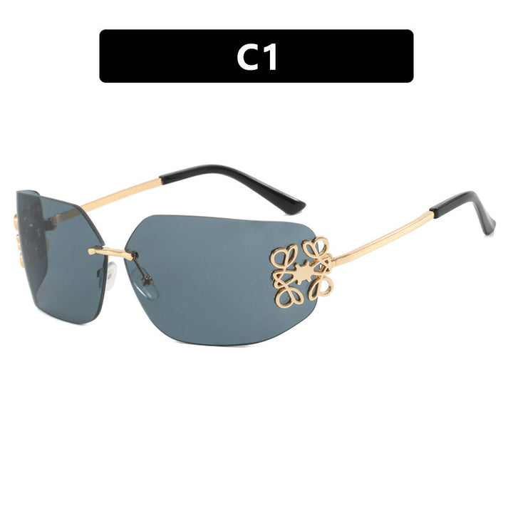Damer ekstravagant utformet solbrille med elegante dekorasjoner Skanto