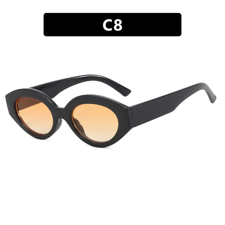 Dame kreativ solbrille i elegant retro-stil Skanto