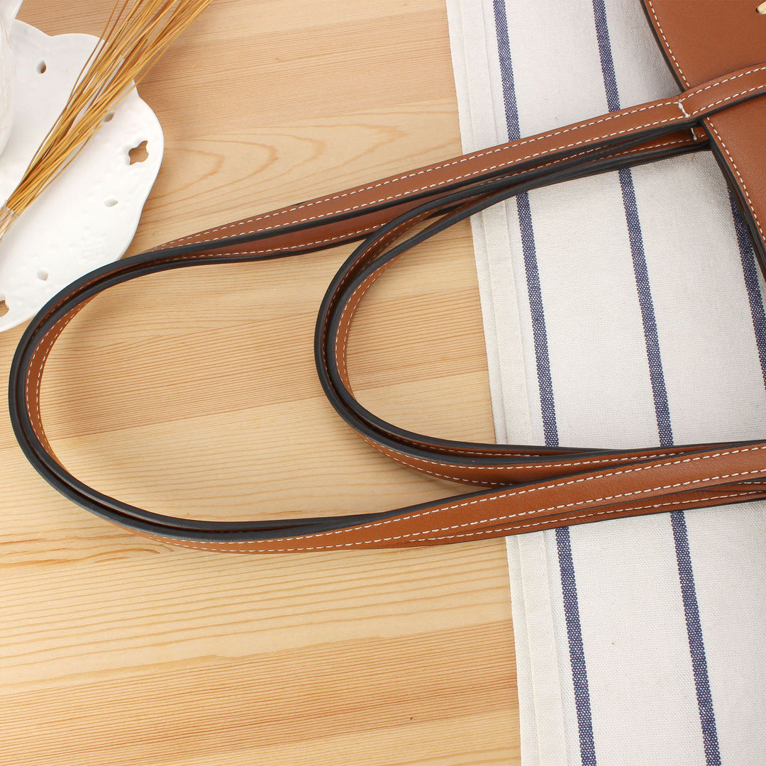 Woven natural material handbag with high-quality leather detail Skanto