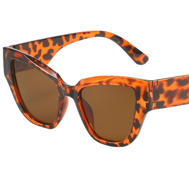 Dame Cat-Eye-solbriller med ekstravagant leopardmønster Skanto