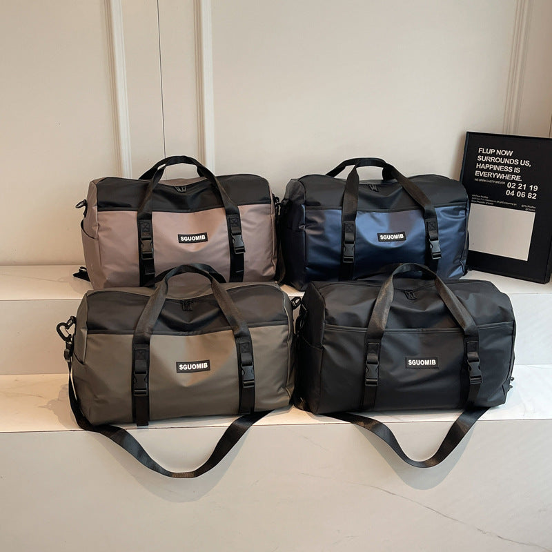 Sporty reiseveske med robust design Skanto