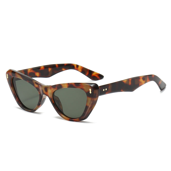 Damer cat-eye solbriller med elegante fremhevede rammer skanto