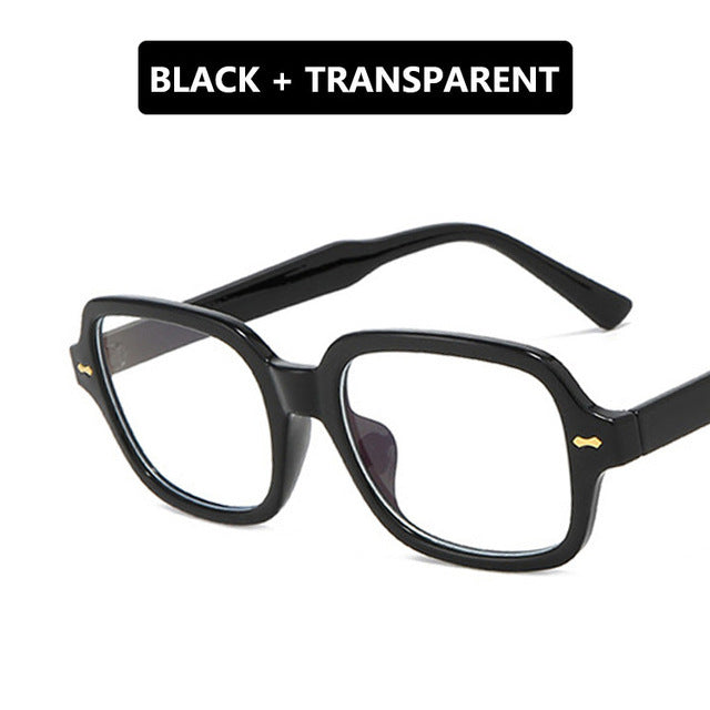 Dame kvadratisk solbrille med stilig og robust ramme Skanto