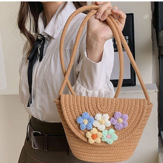 Håndlaget blomsterbag Skanto