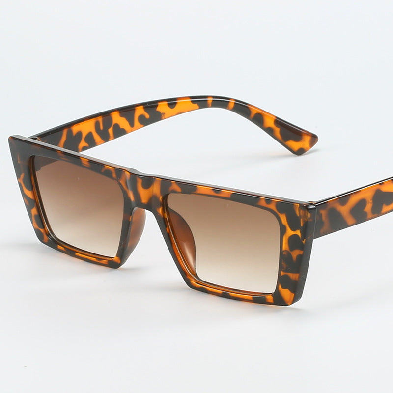 Dame geometrisk solbrille med trendy, firkantet ramme Skanto