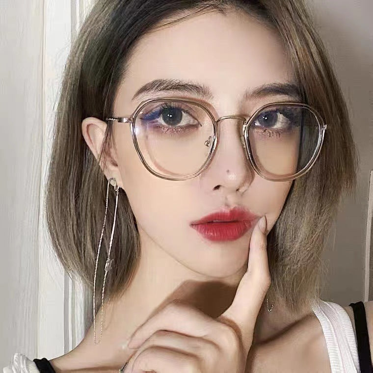 Damemote brilleinnfatning med elegante detaljer Skanto