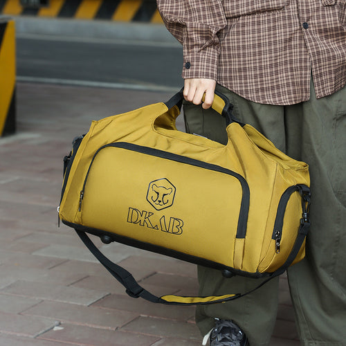 Sporty Duffel Bag With Expandable Compartments And Practical Carrying System Skanto