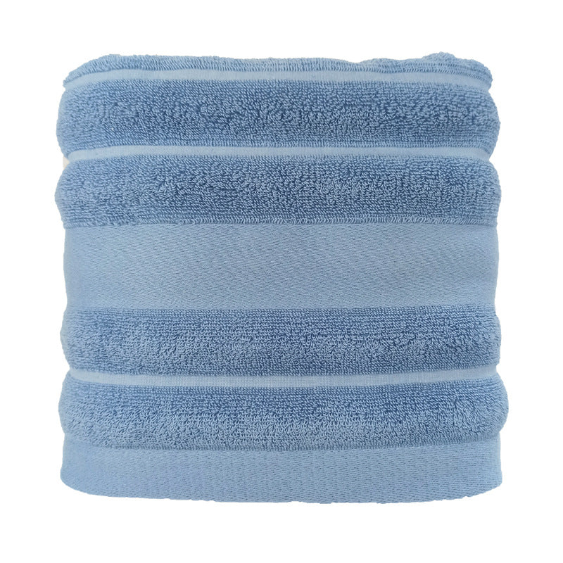 High-Quality Bath Towel with Elegant Border Skanto