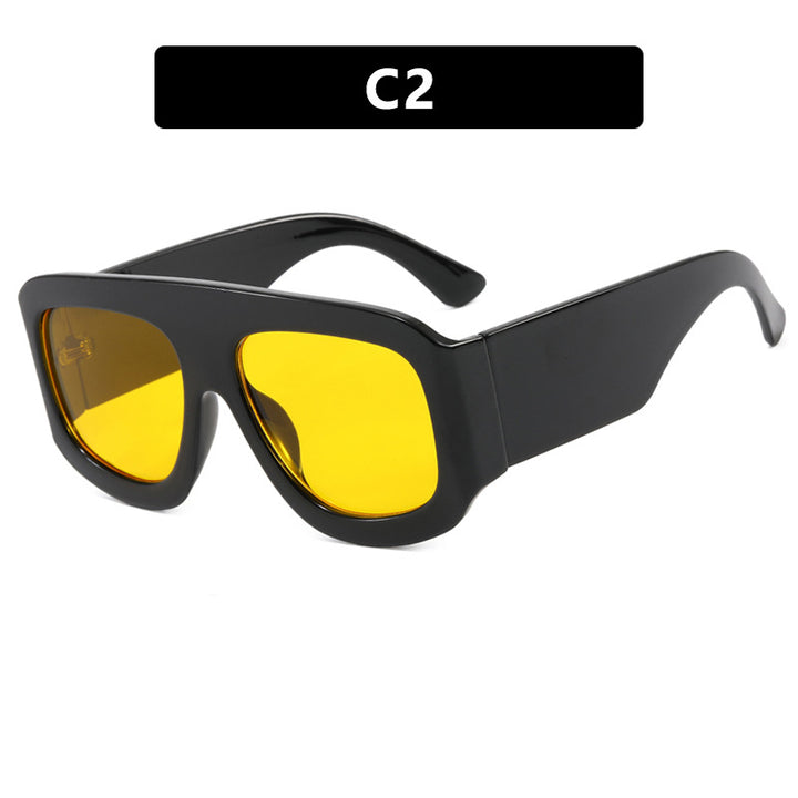 Dame fashion oversized solbriller med bred ramme og beskyttende UV-filter Skanto