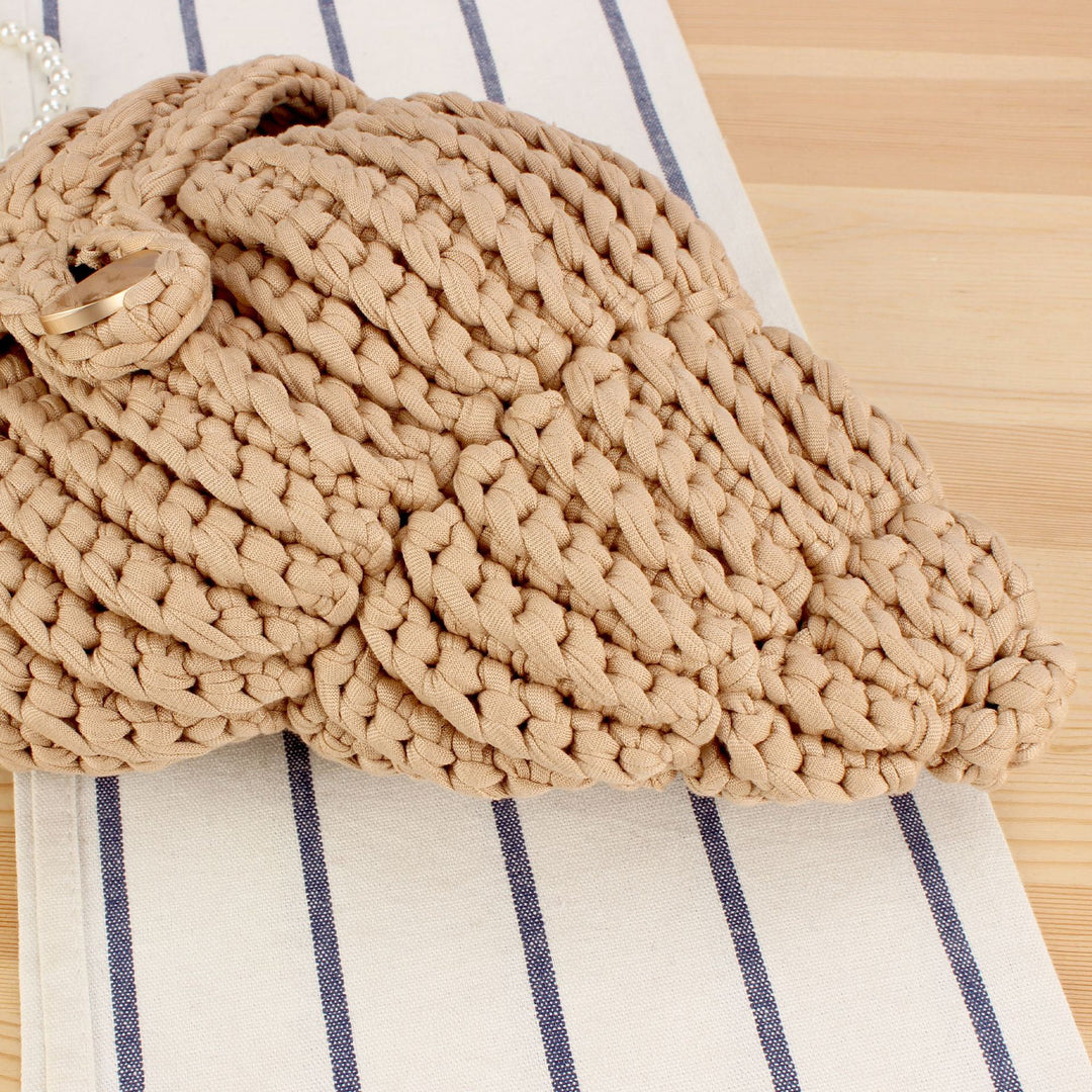 Shell-design handbag Skanto